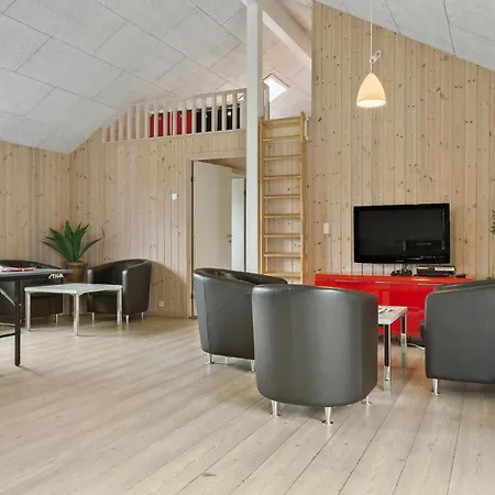 Vakantiehuis Gorgeous In Sydals With Sauna